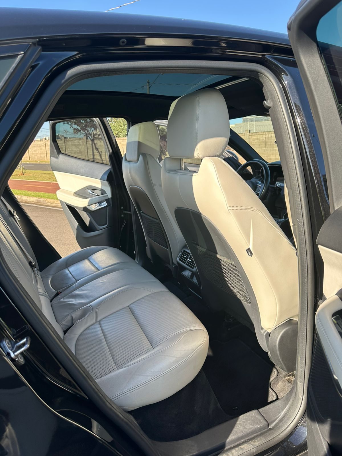 Jaguar E‑Pace 2020 — foto 5